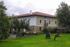 Casa rural-Apartamentos Zelaikoa