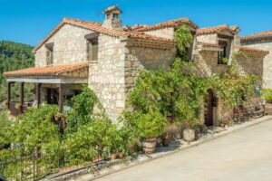 Casa Rural “CASA CHECA”.