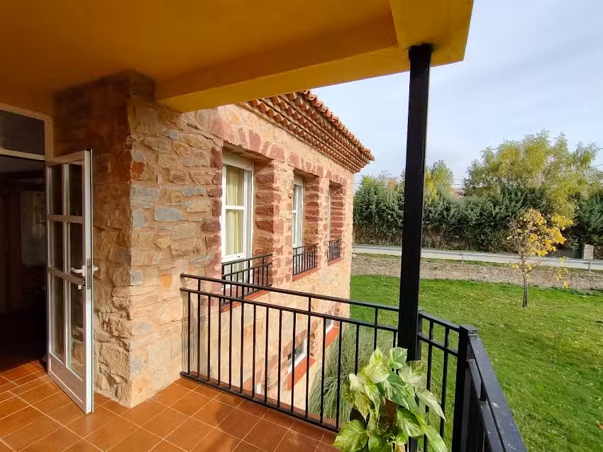 Casa Rural Cuevas de Longarza