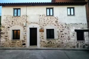 CASA RURAL EL ENEBRO