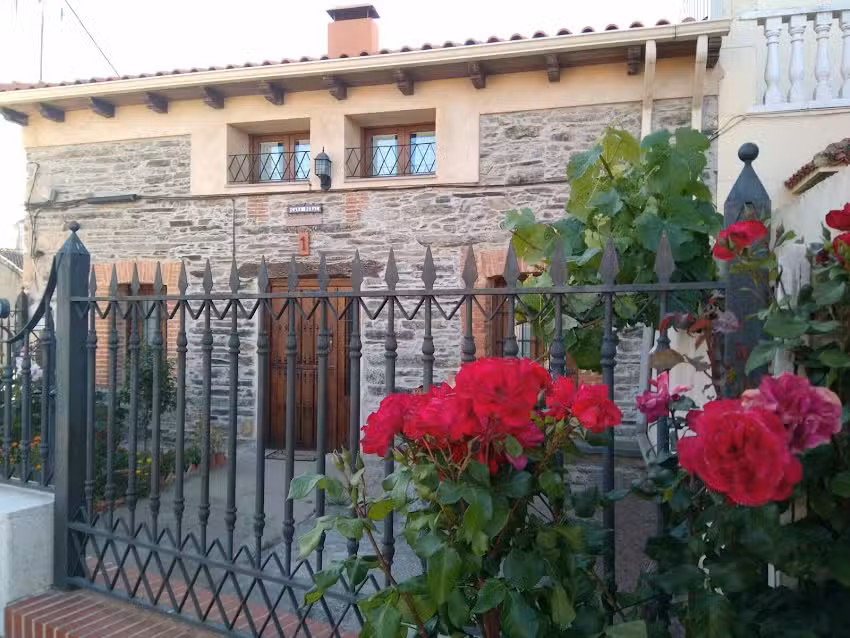 Casa Rural El Mirador del Monreal