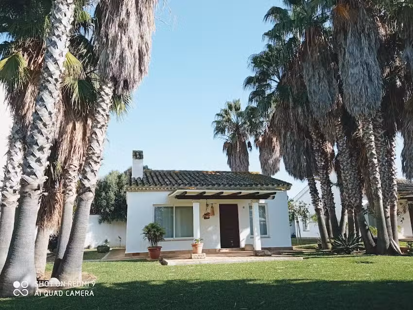 CASA RURAL «El Olivar de Roche Viejo»