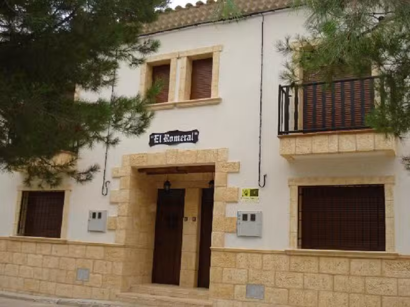 Casa Rural “El Romeral”.