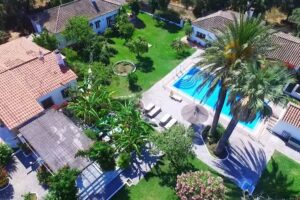 Casa Rural en Cádiz para Grupos de Grandes -FINCA NAVEDA