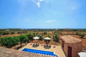 Casa rural en Mallorca cerca de la playa de Cala Millor- Belvilla by Oyo