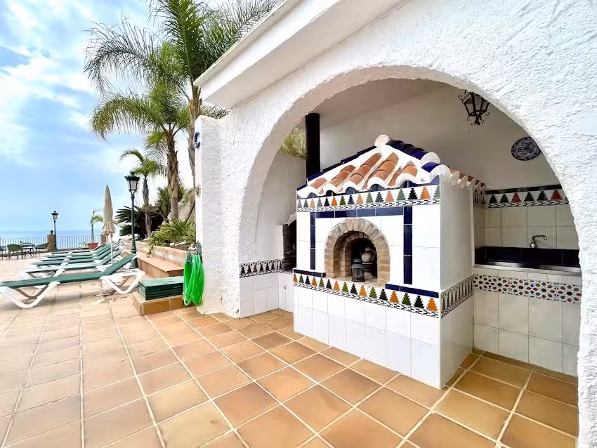 Casa rural en Maro con vistas al mar y a la montaña- Belvilla by Oyo