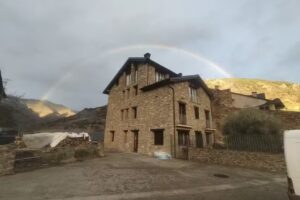 Casa rural la Comella de Tírvia