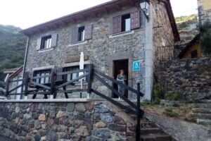 Casa Rural “Las Escuelas”.