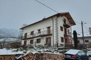 Casa Rural Lastur