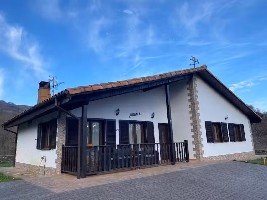 Casa rural Laurenea