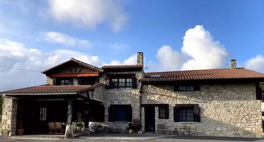 Casa rural Lekunberri Baserria LBI00490