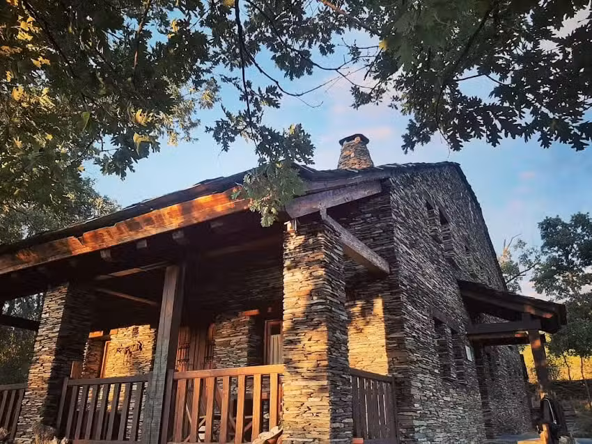 Casa Rural “Los Doce Robles”