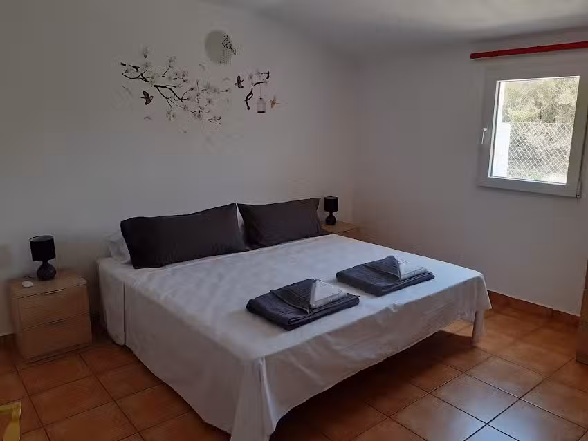 Casa Rural Los tres Amigos for holidays and business