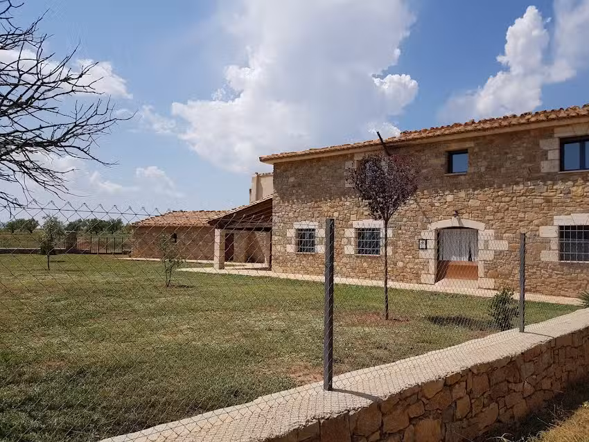 Casa Rural Masia el Cencerroso