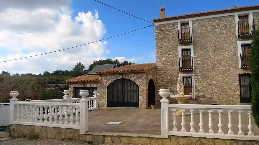 CASA RURAL – Masía L’ Estela
