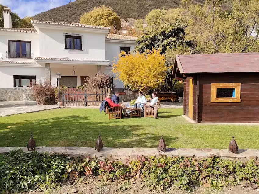 Casa Rural Olivillas Garden