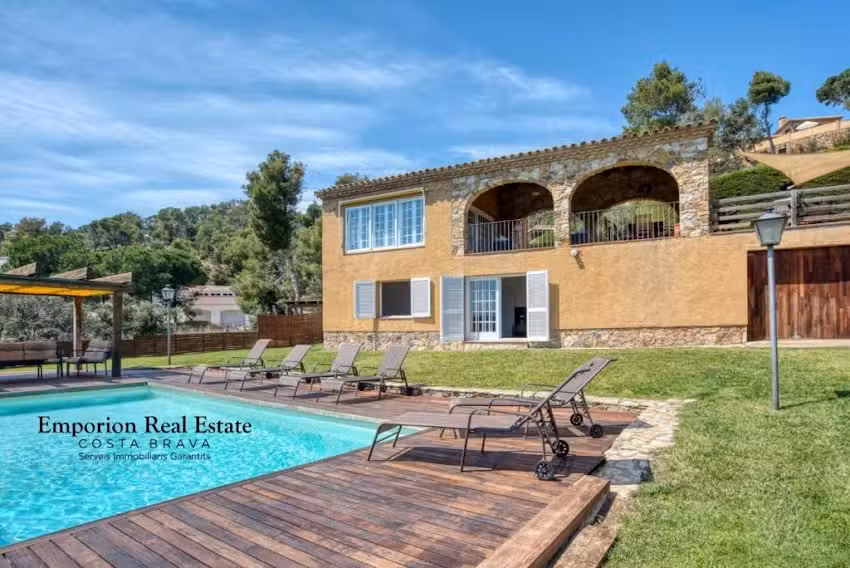 Casa TEULA VELLA