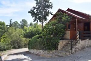 CASA Y CABAÑA DEL LAGO