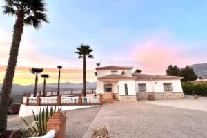 “CasaBlanca” Villa Rural.