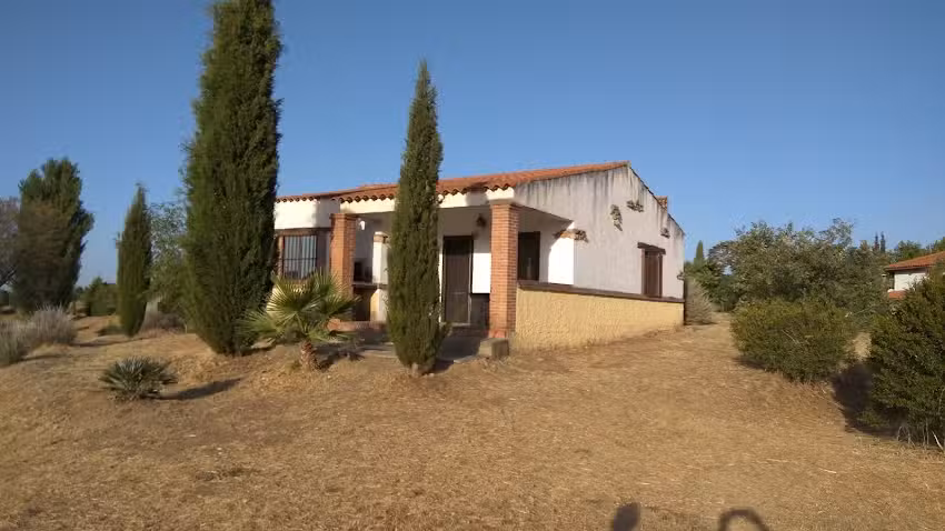 Casas Rurales «Villa Vacacional La Albuera»