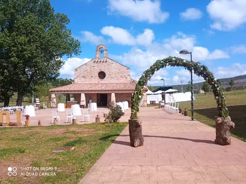 Complejo Rural – Albergue Dehesa de Solanillos, Mazarate