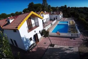 Complejo Turístico Los Pinos