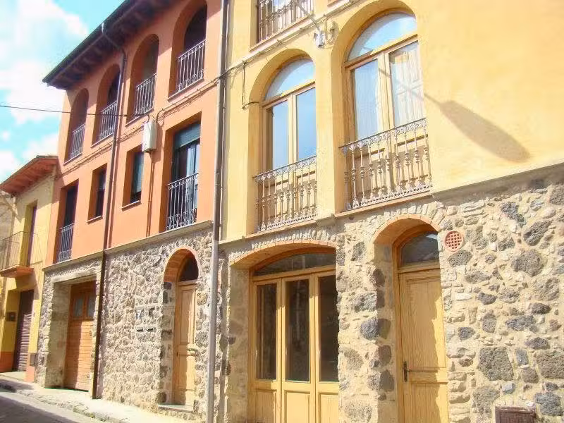El balcó de Llierca. Casa de turismo rural.