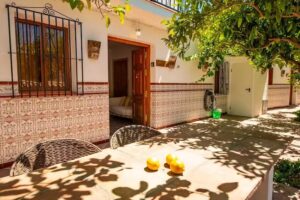 El Chorro Apartments