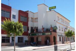 EL FAISAN C&R HOTEL