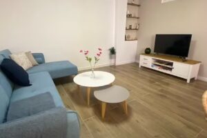 El Mercado Apartment