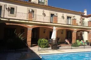 El Palacio de Monfarracinos