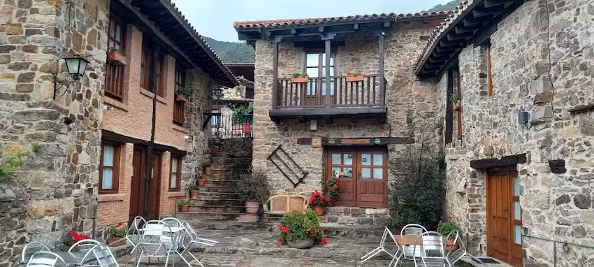 El Patio Apartamentos (Iniciativas Turísticas Lerones SL)