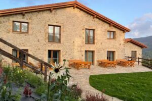 ELEXBURU LANDA Apartamentos Turisticos Rurales