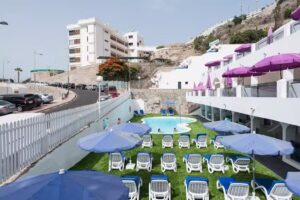 eó Hotel Corona Cedral