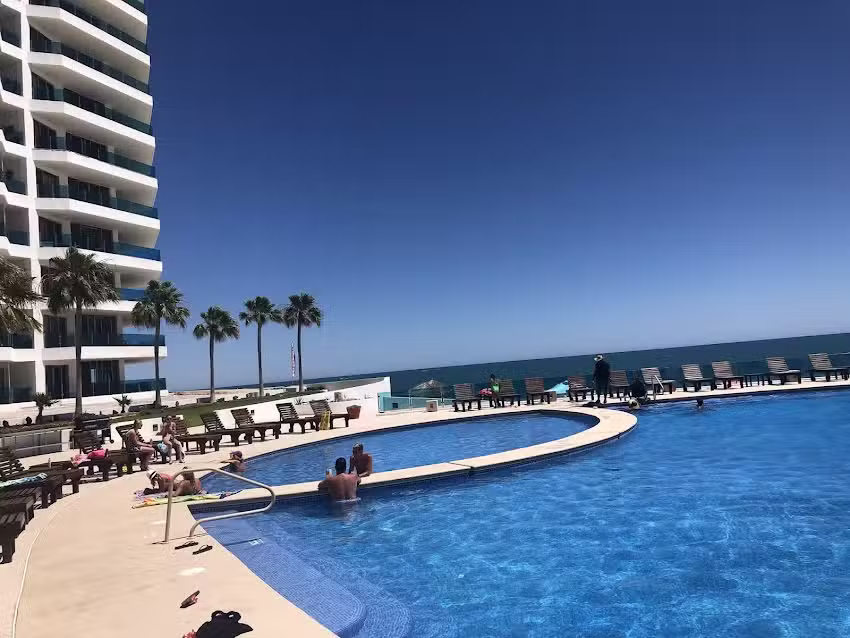 Esmeralda Beach Hotel