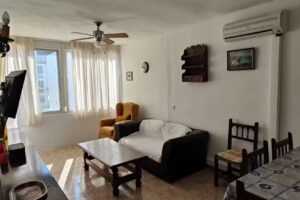 Eucaliptus, Piso entre la playa y el parque natural