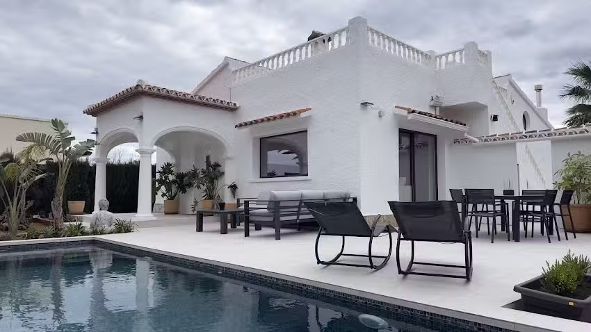 Exclusive Houses Denia