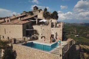 Fox House Casa Guilla