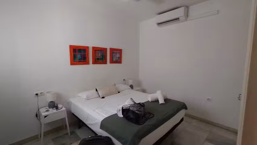 Froilan city walls by Valcambre