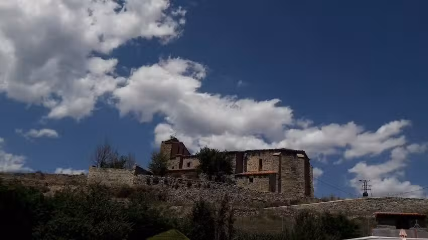 Fundación Vicente Marín y José Miguel López Díaz de Tuesta en Bretún