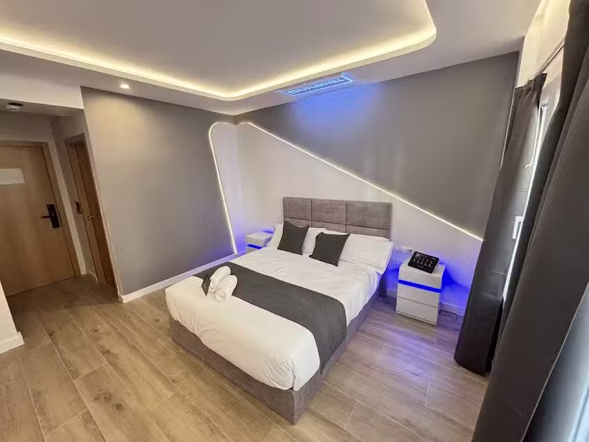 Futurotel Dreams Granada