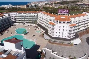 Gara Suites Golf & Spa