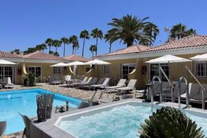 Gay Hotel Club Torso