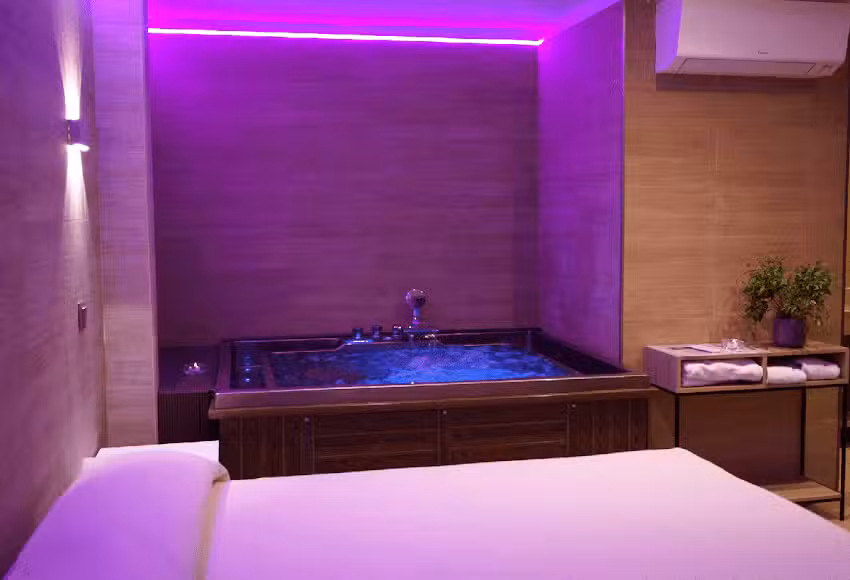 ️HABITACIONES CON JACUZZI (BAÑERA DE HIDROMASAJE)