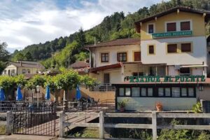 habitaciones restaurante el puente de galdames
