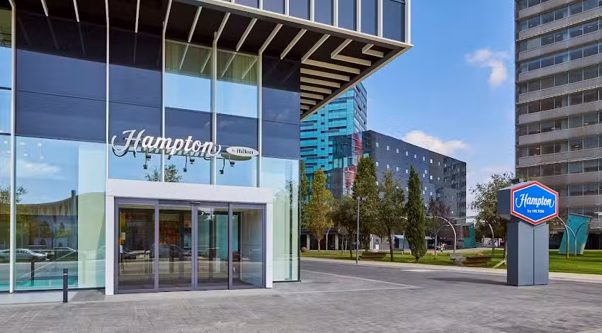 Hampton by Hilton Barcelona Fira Gran Via