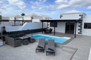 Holiday Rental Villa Arabella Playa Blanca Lanzarote – Two Bedrooms with Two Bathroom