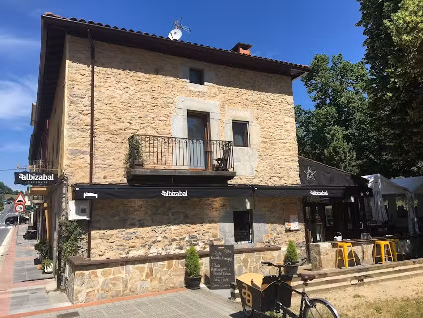 Hospedaje Albizabal