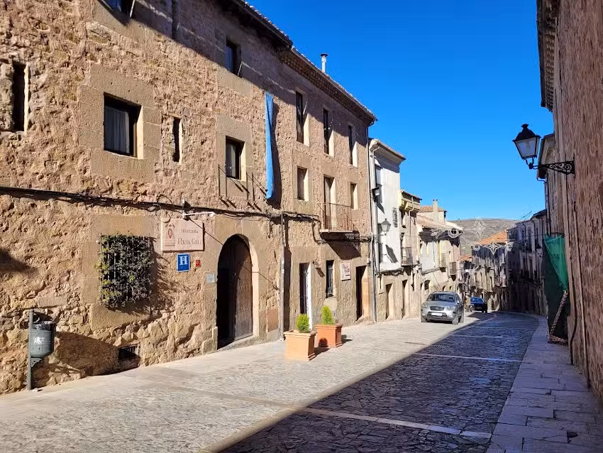 Hospedería Porta Coeli