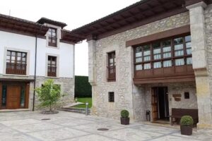 Hotel Aldama Golf y Restaurante Entrecaleyas